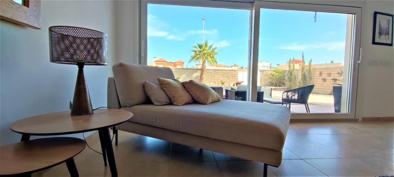 5 Bedrooms Private House 300M From Beach Рокетас-де-Мар Екстер'єр фото